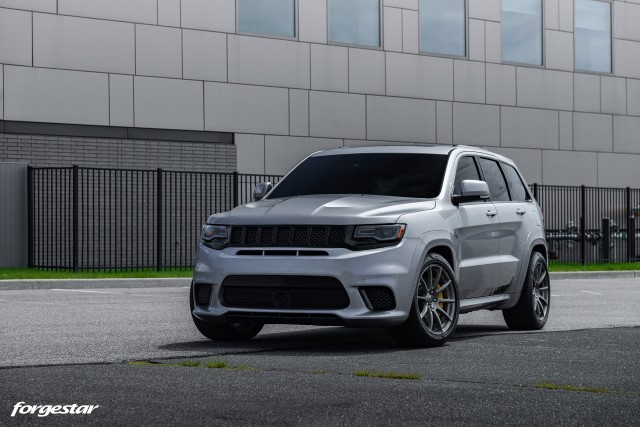 forgestar cf10 wheels on jeep trackhawk